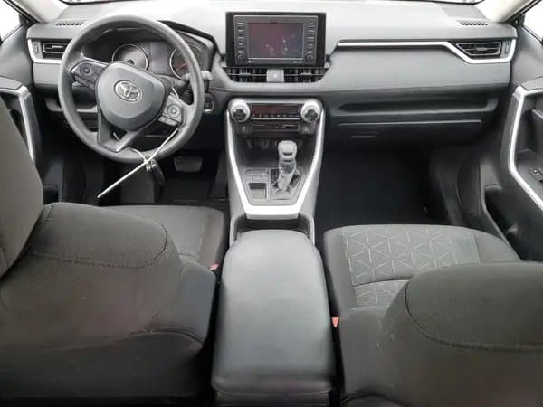 Toyota RAV4 2021