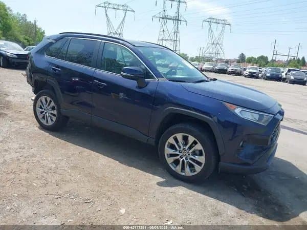 Toyota RAV4 2021