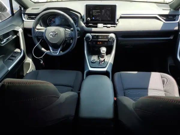 Toyota RAV4 2025