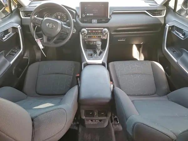 Toyota RAV4 2025