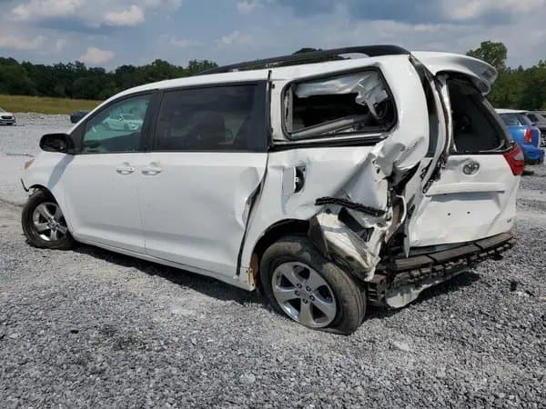 Toyota Sienna 2017