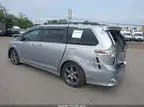 Toyota Sienna 2017