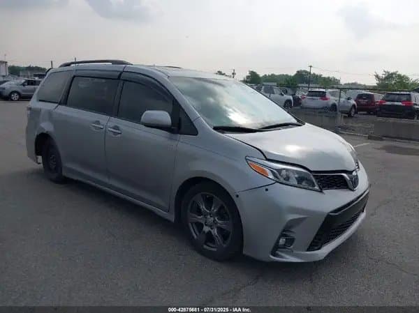 Toyota Sienna 2017