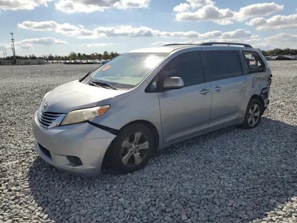 Toyota Sienna 2017