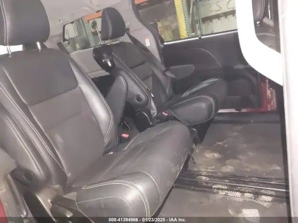 Toyota Sienna 2017