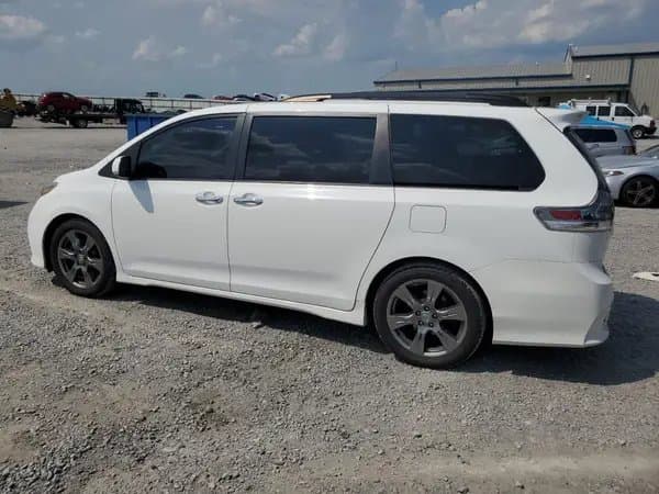 Toyota Sienna 2017