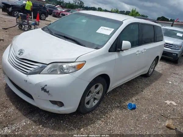 Toyota Sienna 2017