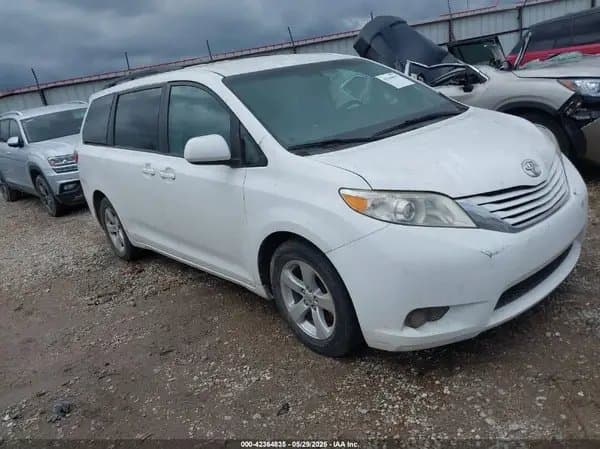 Toyota Sienna 2017