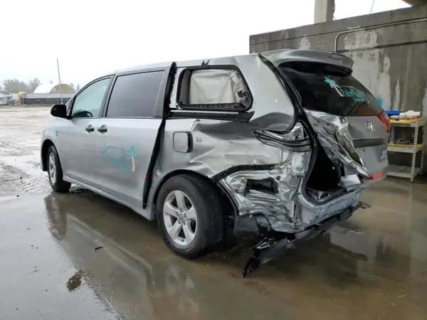 Toyota Sienna 2020