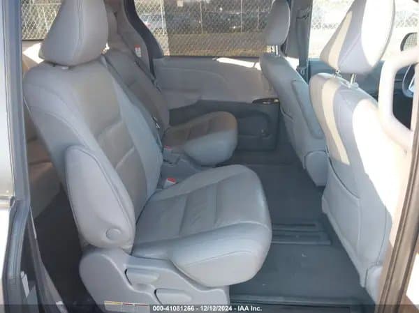 Toyota Sienna 2020
