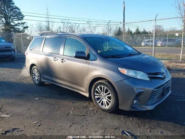 Toyota Sienna 2020