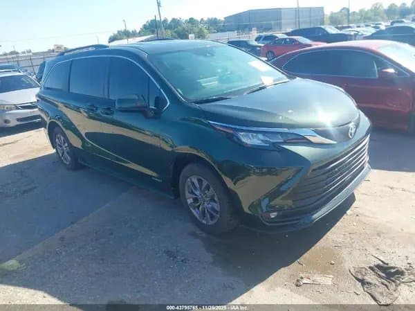 Toyota Sienna 2021