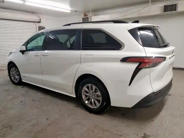 Toyota Sienna 2021