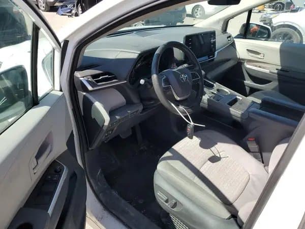 Toyota Sienna 2021