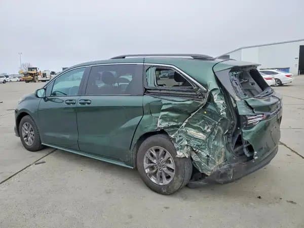 Toyota Sienna 2022