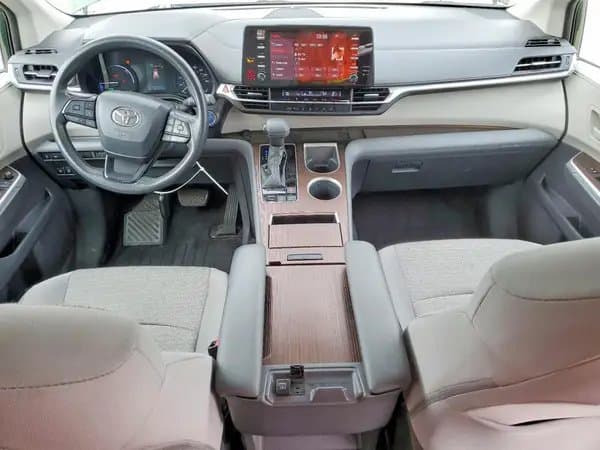 Toyota Sienna 2022