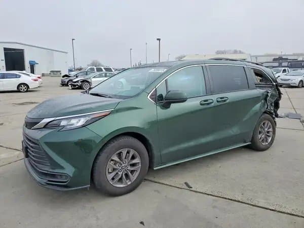 Toyota Sienna 2022