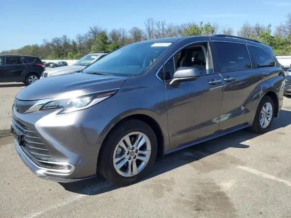 Toyota Sienna 2022