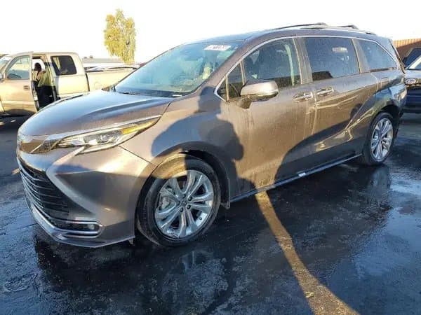Toyota Sienna 2024