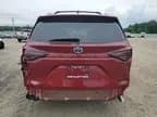 Toyota Sienna 2024