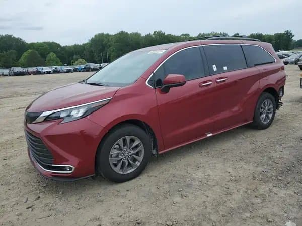 Toyota Sienna 2024