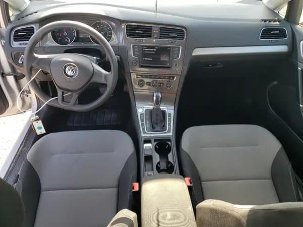 Volkswagen Golf 2016
