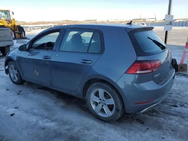 Volkswagen Golf 2021