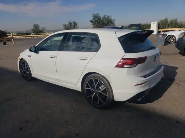 Volkswagen Golf 2024