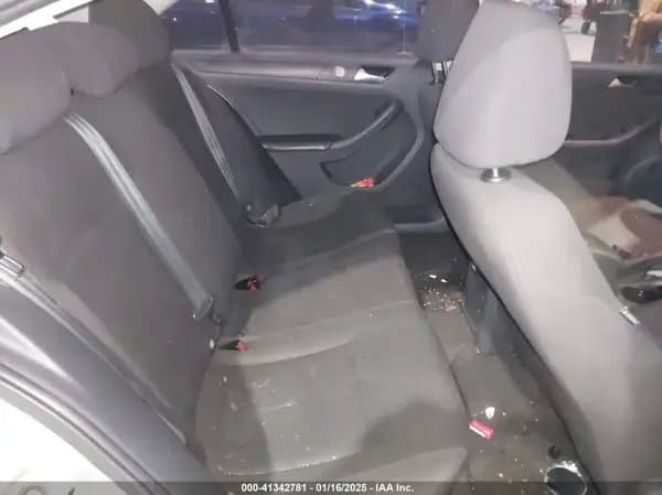 Volkswagen Jetta 2016