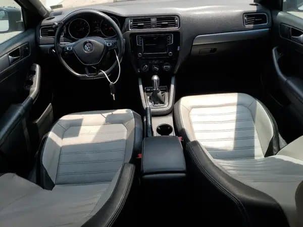 Volkswagen Jetta 2016