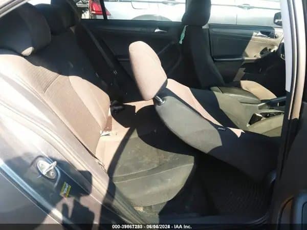 Volkswagen Jetta 2016