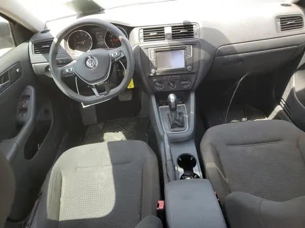 Volkswagen Jetta 2016
