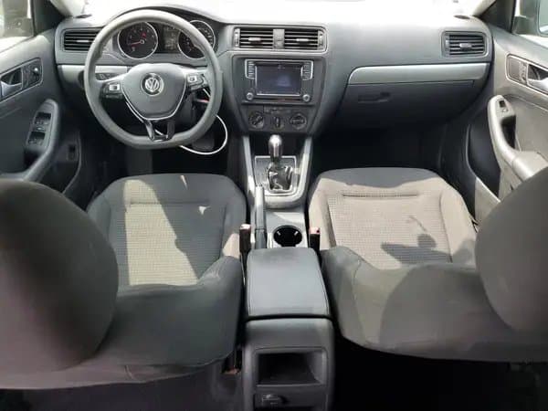 Volkswagen Jetta 2016