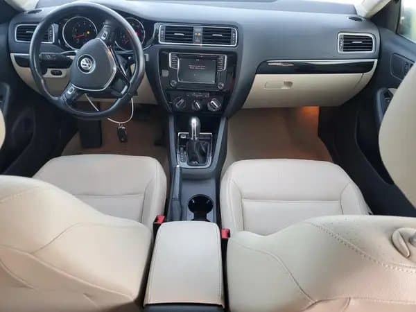 Volkswagen Jetta 2016