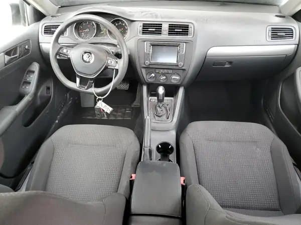 Volkswagen Jetta 2016