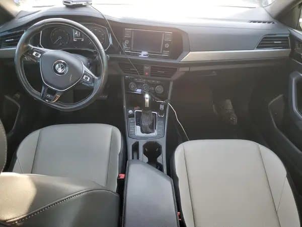 Volkswagen Jetta 2020