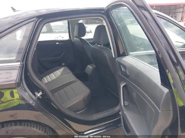 Volkswagen Jetta 2024