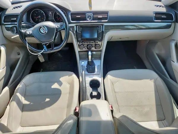 Volkswagen Passat 2016