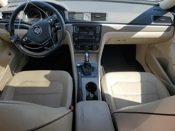 Volkswagen Passat 2016