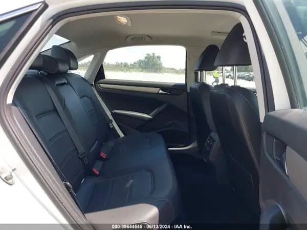 Volkswagen Passat 2022