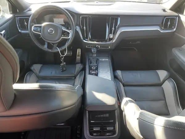 Volvo S60 2021
