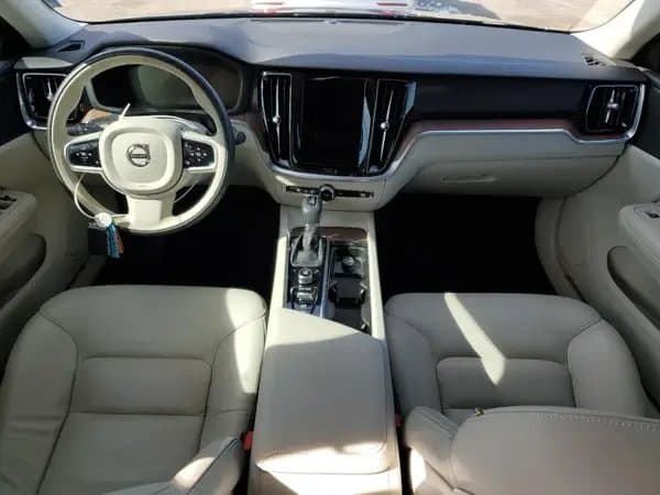 Volvo S60 2021