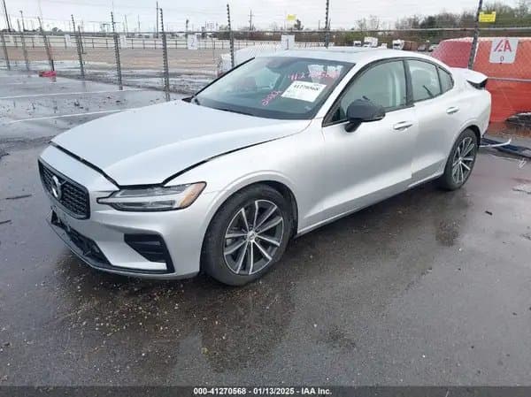 Volvo S60 2022