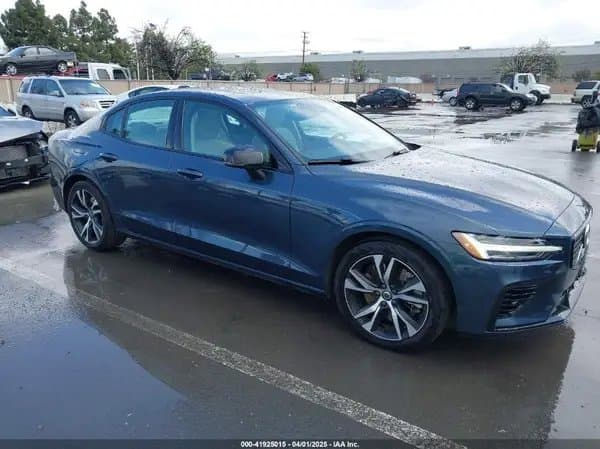 Volvo S60 2022