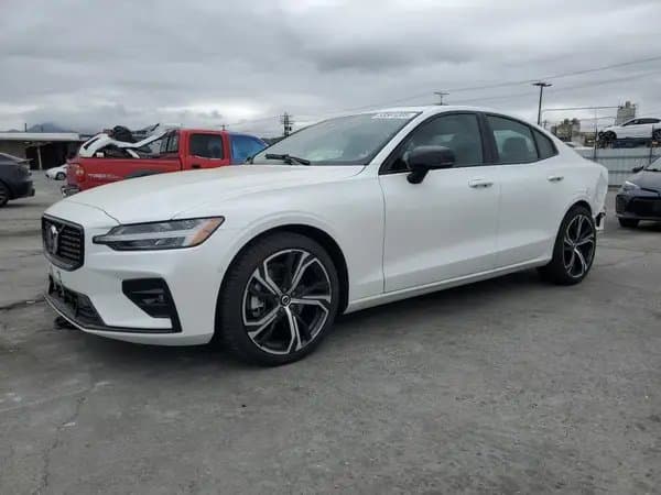 Volvo S60 2024