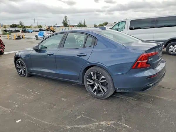 Volvo S60 2024