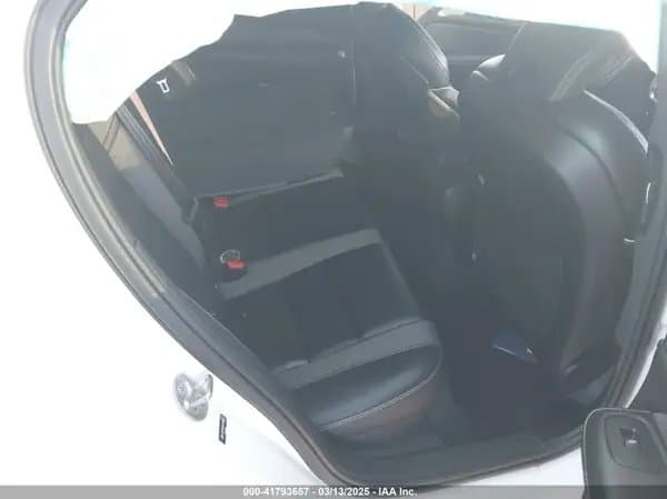Volvo S60 2024