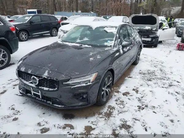Volvo S60 2024