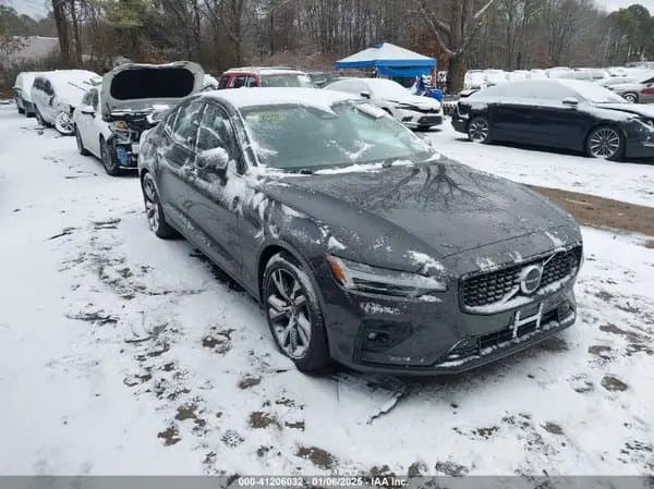Volvo S60 2024