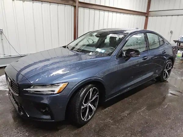 Volvo S60 2024